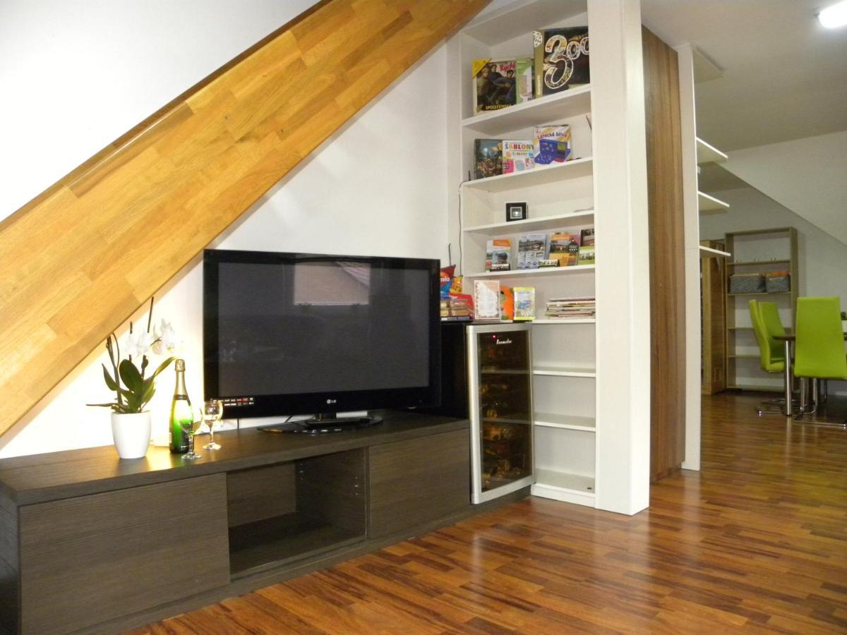 Apartment Wellness Vlckova Екстериор снимка