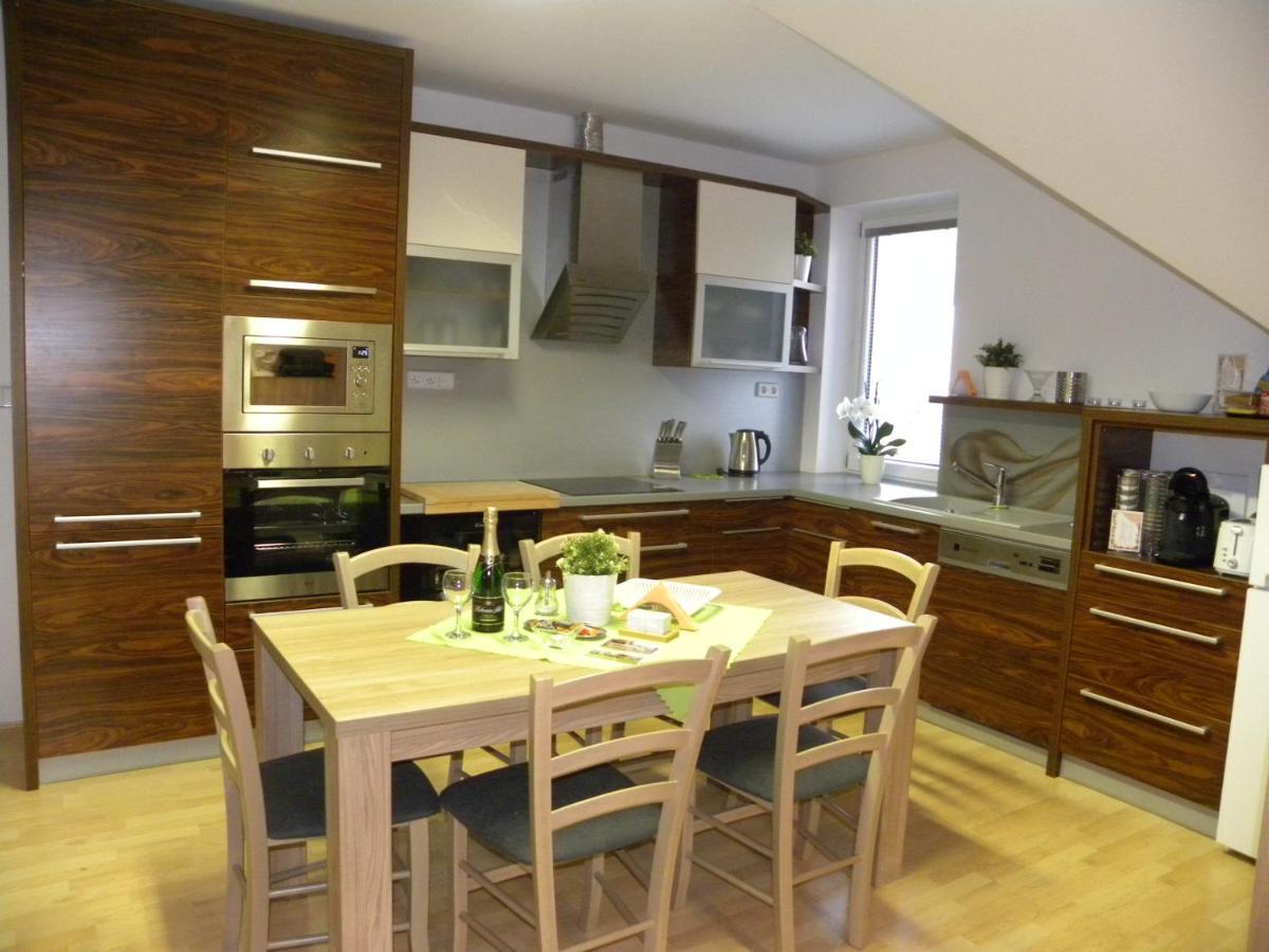 Apartment Wellness Vlckova Екстериор снимка